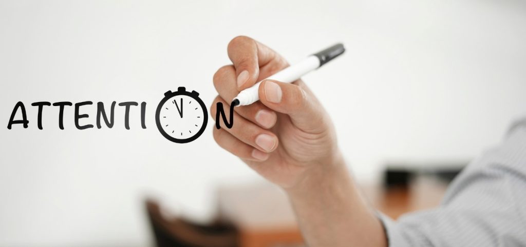 מישהו כותב את המילה 